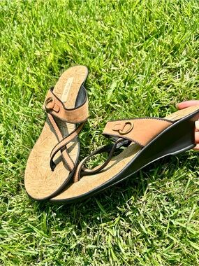 Dainty Thong Toe Sandal Wedge Strappy Metro Suede Tan Lightweight 37 7